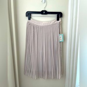 NWT Tulip Balletcore Pleated Midi Skirt